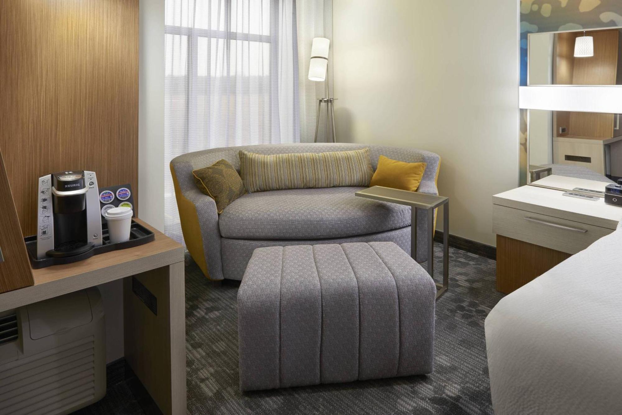 Hotel Courtyard By Marriott Oshawa Esterno foto